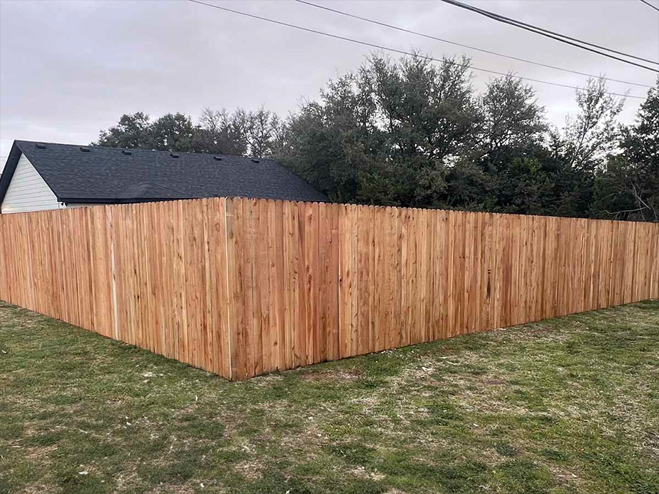 Wood Fence Contractor in Fort Worth, TX