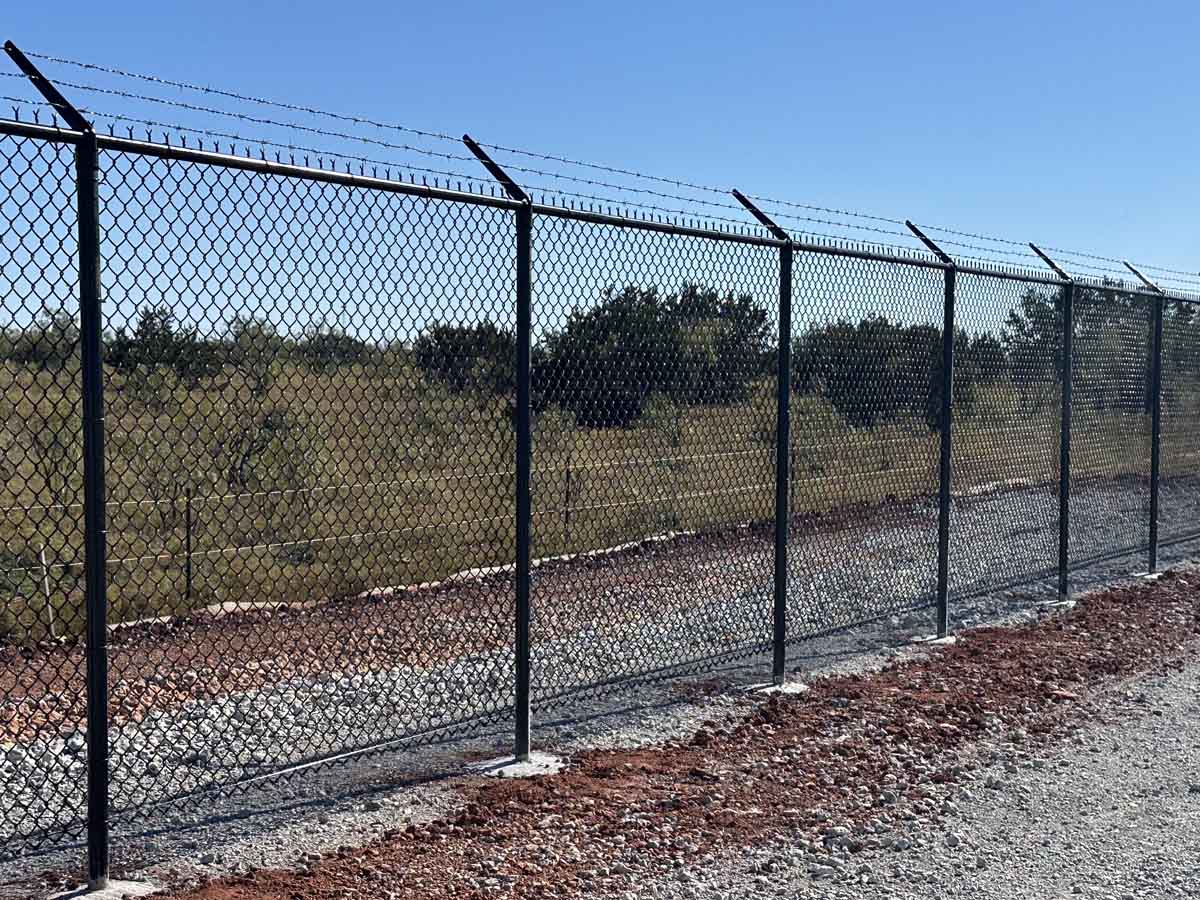 Fence with Industrial Chain Link Fence for Property Security – Durable Perimeter Protection in Fort Worth, TX